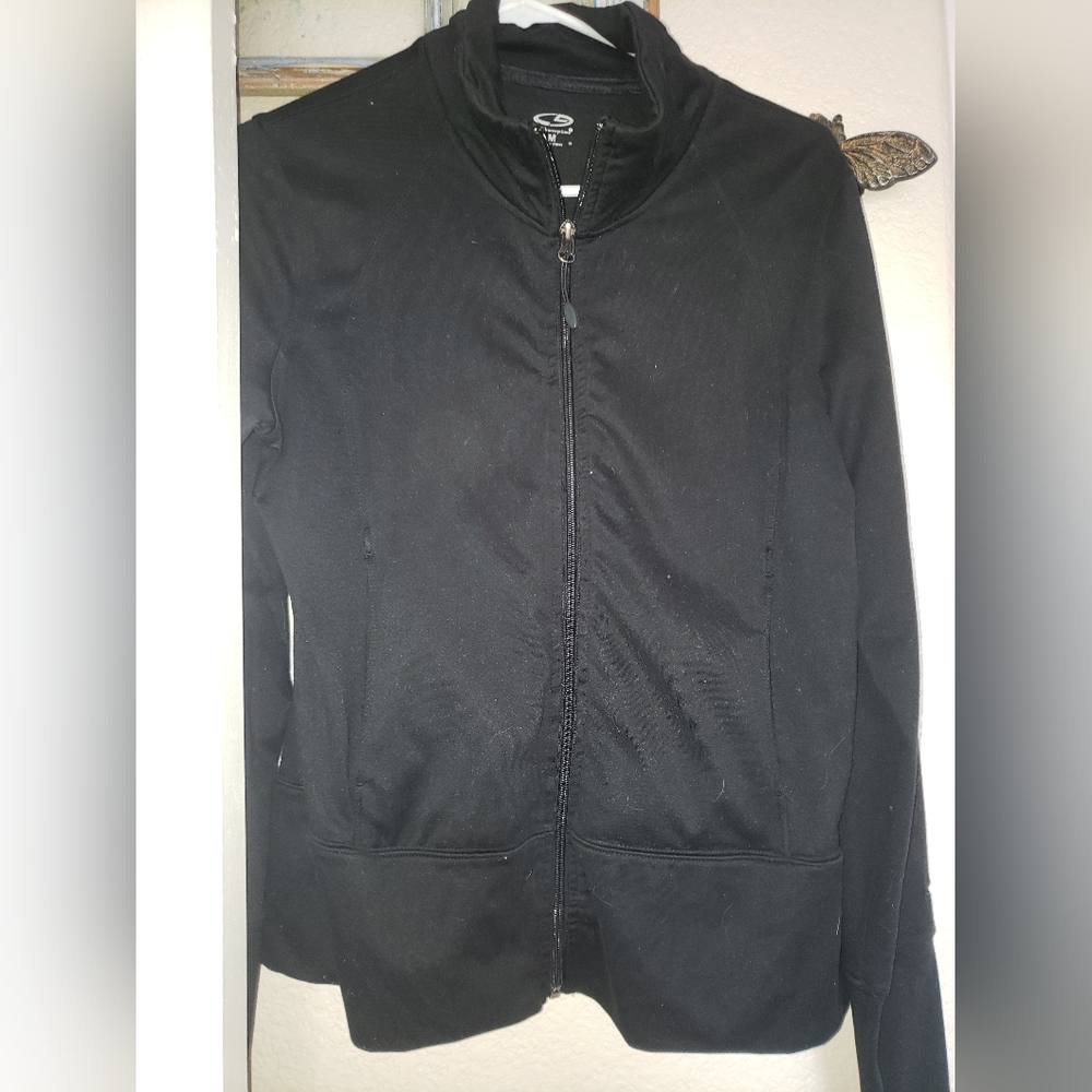 Champion light weight sweater size M